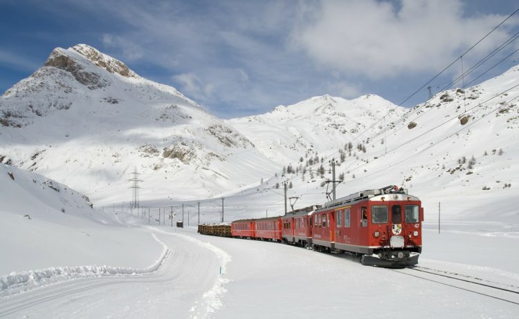 train-62849_1920-750x462