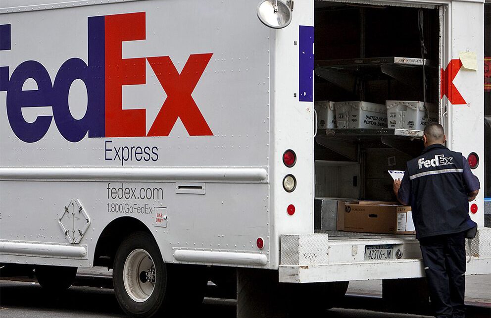 FedEx1512_large-2-992x642