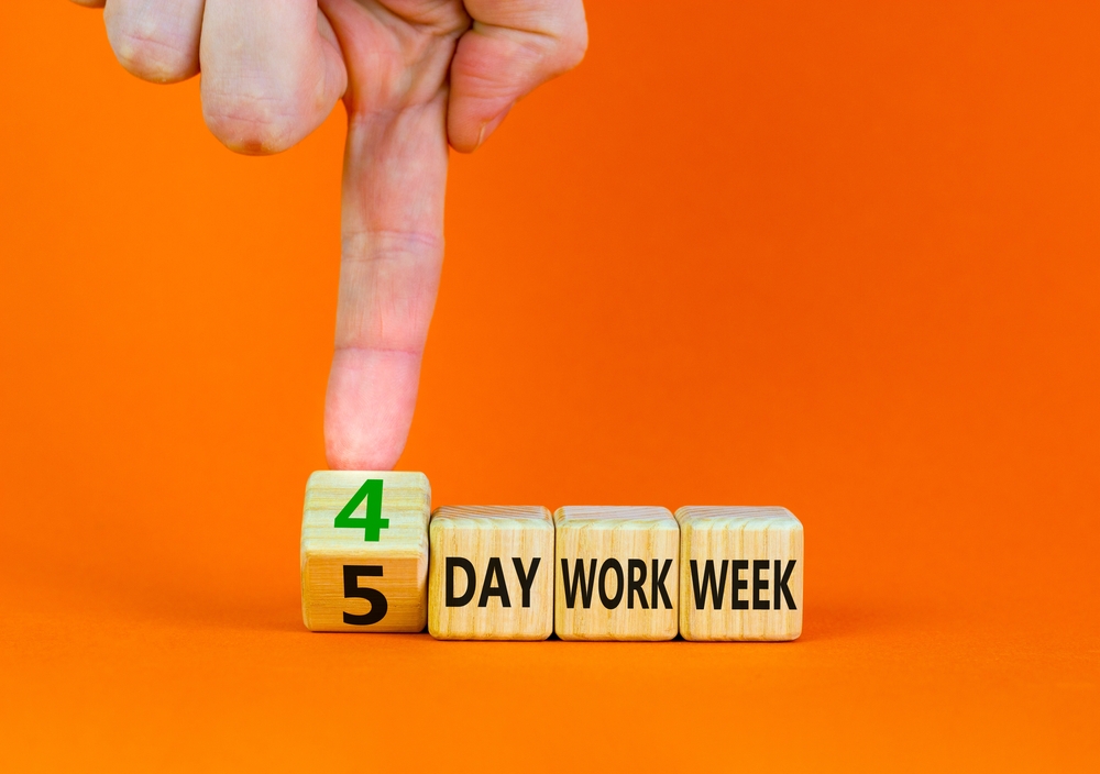 4,Or,5,Day,Work,Week,Symbol.,Businessman,Turns,Cubes